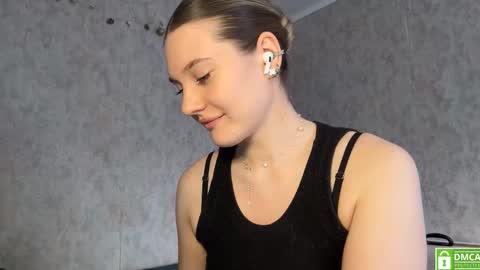 Snapshot of torydesmarias chatting on 2, 2, 2026 Anita online show from 2, 2, 2026