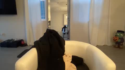 ASH online show from 22, 10, 2025