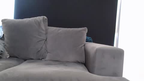 Milly online show from 5, 1, 2026