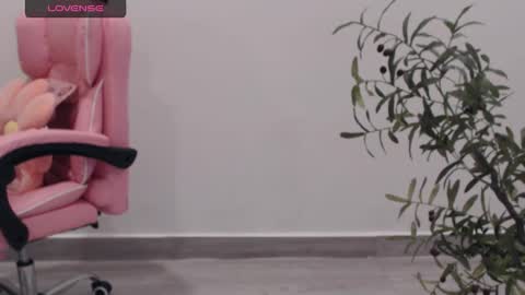 Angelina online show from 8, 9, 2025