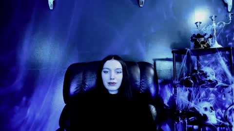 toxicdomme online show from 7, 4, 2026