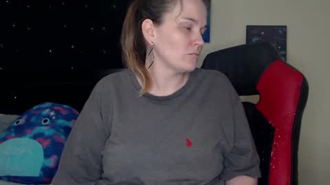 Snapshot of toxiclilly chatting on 17, 12, 2024 Lilly Miss Mistress Goddess Maam Queen Boss online show from 17, 12, 2024