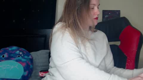 Snapshot of toxiclilly chatting on 2, 1, 2025 Lilly Miss Mistress Goddess Maam Queen Boss online show from 2, 1, 2025