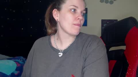 Snapshot of toxiclilly chatting on 8, 2, 2025 Lilly Miss Mistress Goddess Maam Queen Boss online show from 8, 2, 2025