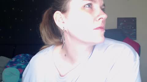 Snapshot of toxiclilly chatting on 16, 2, 2025 Lilly Miss Mistress Goddess Maam Queen Boss online show from 16, 2, 2025