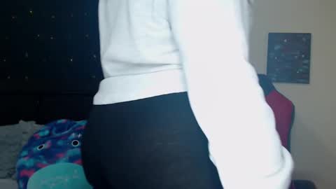 Snapshot of toxiclilly chatting on 1, 3, 2025 Lilly Miss Mistress Goddess Maam Queen Boss online show from 1, 3, 2025