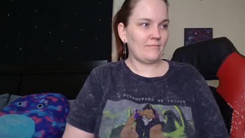 Snapshot of toxiclilly chatting on 15, 9, 2025 Lilly Miss Mistress Goddess Maam Queen Boss online show from 15, 9, 2025