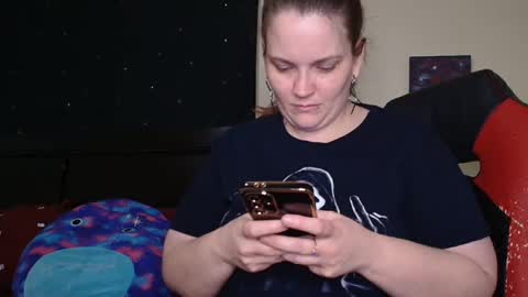 Snapshot of toxiclilly chatting on 23, 9, 2025 Lilly Miss Mistress Goddess Maam Queen Boss online show from 23, 9, 2025