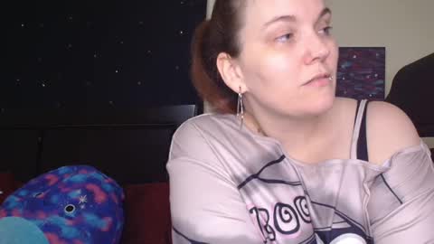 Snapshot of toxiclilly chatting on 18, 10, 2025 Lilly Miss Mistress Goddess Maam Queen Boss online show from 18, 10, 2025