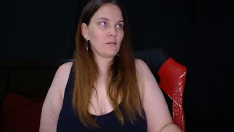 Snapshot of toxiclilly chatting on 20, 4, 2026 Lilly Miss Mistress Goddess Maam Queen Boss online show from 20, 4, 2026