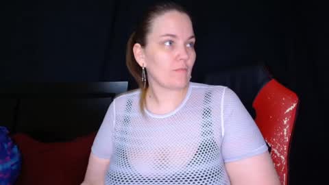 Snapshot of toxiclilly chatting on 24, 4, 2026 Lilly Miss Mistress Goddess Maam Queen Boss online show from 24, 4, 2026