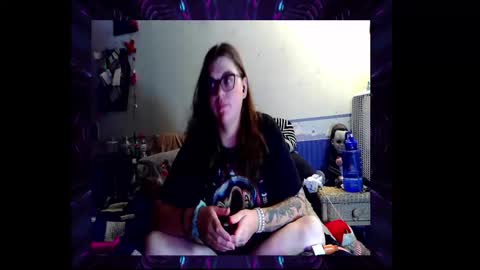 Snapshot of toxiclove1311 chatting on 6, 10, 2025 Toxiclove1311 online show from 6, 10, 2025