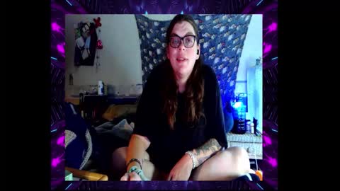 Toxiclove1311 online show from 4, 12, 2025