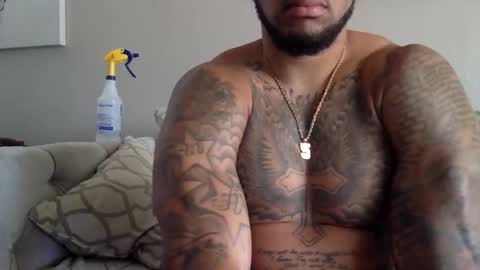 Snapshot of toxxxictylerr chatting on 28, 10, 2025 toxxxictylerr online show from 28, 10, 2025