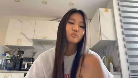 Snapshot of toyadufrene chatting on 28, 7, 2026 Dina online show from 28, 7, 2026