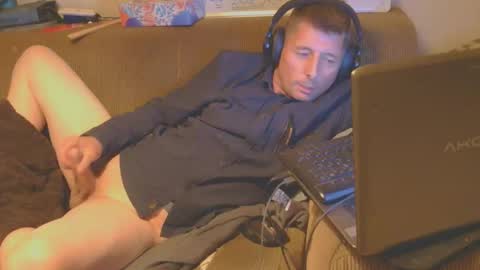 Snapshot of toyboy5546 chatting on 16, 10, 2025 Toyboy online show from 16, 10, 2025