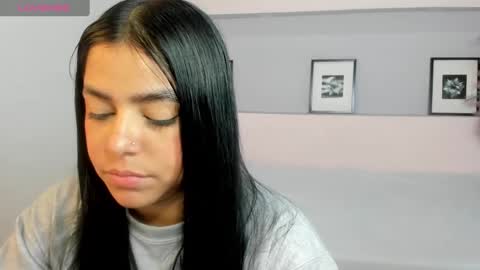 Snapshot of tracyllane chatting on 14, 1, 2025 NIKOL online show from 14, 1, 2025