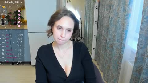Snapshot of traneba chatting on 2, 2, 2025 Kate online show from 2, 2, 2025