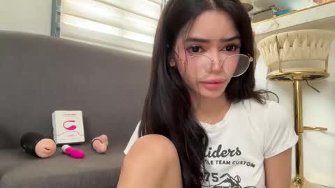 JIAN online show from 11, 5, 2026