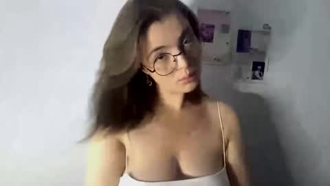 Amelia online show from 15, 9, 2025