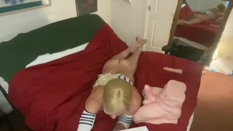 USA GURL online show from 3, 12, 2024