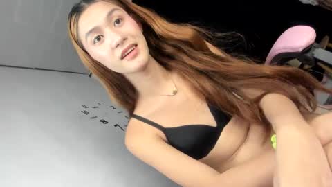 Snapshot of transbigcockrhian chatting on 23, 2, 2025 Rhiane online show from 23, 2, 2025