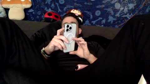 Snapshot of transcurious101 chatting on 1, 11, 2025 transcurious101 online show from 1, 11, 2025