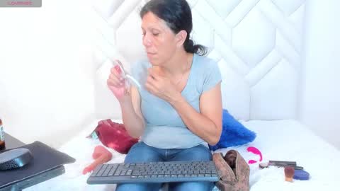 Snapshot of transwhore_ chatting on 27, 3, 2026 CLEO online show from 27, 3, 2026