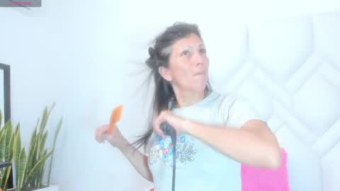 Snapshot of transwhore_ chatting on 2, 4, 2026 CLEO online show from 2, 4, 2026