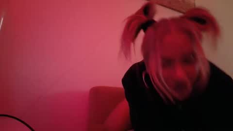 Myla online show from 15, 2, 2025