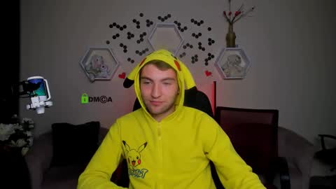 Travis online show from 13, 9, 2025