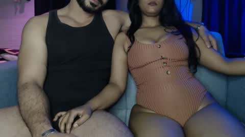 travisandnina online show from 23, 2, 2026