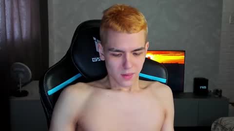 Snapshot of travisrivas chatting on 8, 3, 2025 travisrivas online show from 8, 3, 2025