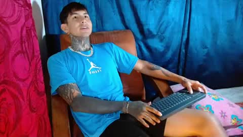 Snapshot of travistanner28 chatting on 8, 2, 2025 TRAV - INDEPENDENT MODEL online show from 8, 2, 2025