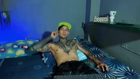 Snapshot of travistanner28 chatting on 11, 9, 2025 TRAV - INDEPENDENT MODEL online show from 11, 9, 2025