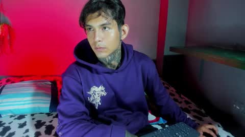 Snapshot of travistanner28 chatting on 6, 10, 2025 TRAV - INDEPENDENT MODEL online show from 6, 10, 2025