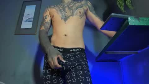 Snapshot of travistanner28 chatting on 22, 10, 2025 TRAV - INDEPENDENT MODEL online show from 22, 10, 2025