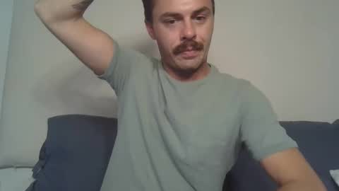 TravisWylde19 online show from 7, 3, 2025