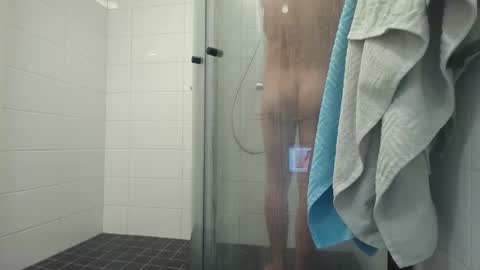 Snapshot of traxking444 chatting on 7, 12, 2024 Displayman online show from 7, 12, 2024