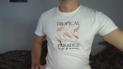 Snapshot of traxking444 chatting on 13, 1, 2025 Displayman online show from 13, 1, 2025