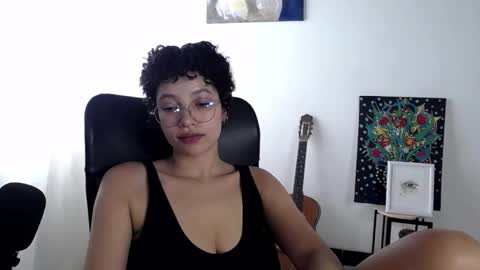 Emily online show from 7, 11, 2025