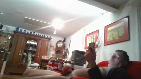 Snapshot of trebgeis1 chatting on 1, 11, 2025 trebgeis1 online show from 1, 11, 2025