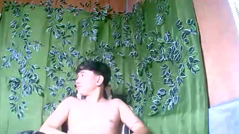 trebz_01 online show from 12, 11, 2025