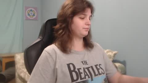 Snapshot of treejeanne chatting on 10, 12, 2024 TreeJeanne online show from 10, 12, 2024
