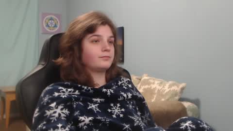 Snapshot of treejeanne chatting on 13, 12, 2024 TreeJeanne online show from 13, 12, 2024