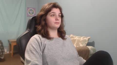 Snapshot of treejeanne chatting on 23, 12, 2024 TreeJeanne online show from 23, 12, 2024
