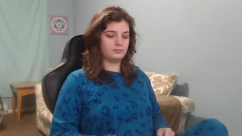 Snapshot of treejeanne chatting on 28, 12, 2024 TreeJeanne online show from 28, 12, 2024