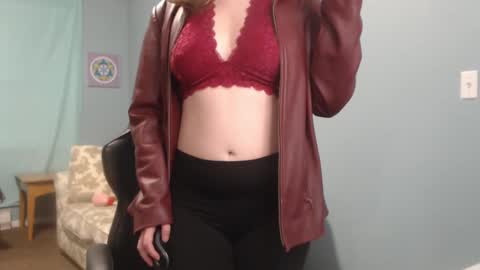 Snapshot of treejeanne chatting on 14, 2, 2025 TreeJeanne online show from 14, 2, 2025