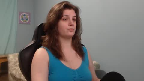 Snapshot of treejeanne chatting on 26, 2, 2025 TreeJeanne online show from 26, 2, 2025
