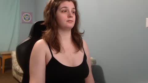 Snapshot of treejeanne chatting on 27, 2, 2025 TreeJeanne online show from 27, 2, 2025